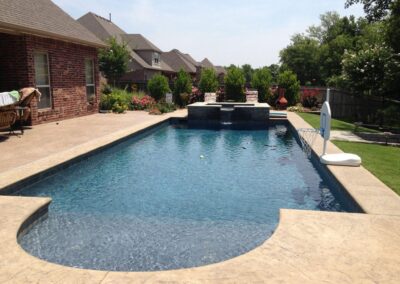 beautiful pool and patio area