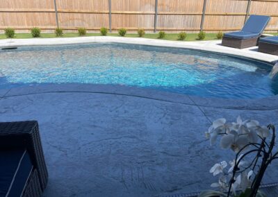 beautiful pool and patio area